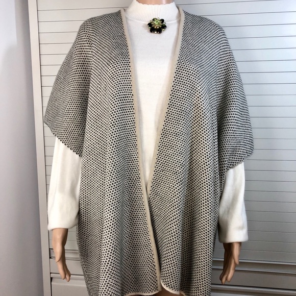 NWT Ann Taylor LOFT Tight Knit Poncho Jacket Sweater Open Front Cardigan OS - Picture 2 of 8